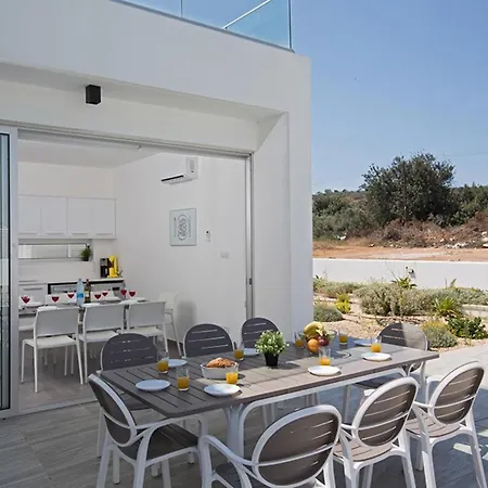 The Complete Guide To Renting Your Exclusive Holiday In With Private Pool And Close To The Beach 1553 * Protaras