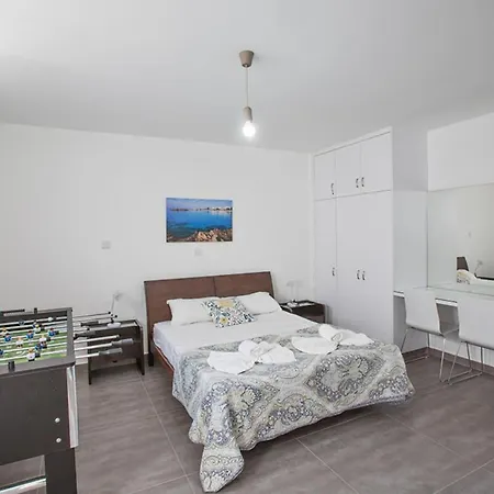 The Complete Guide To Renting Your Exclusive Holiday In With Private Pool And Close To The Beach 1553 *