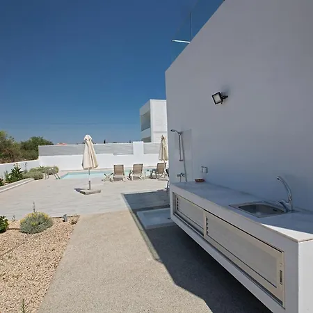 The Complete Guide To Renting Your Exclusive Holiday In With Private Pool And Close To The Beach 1553 Villa Protaras