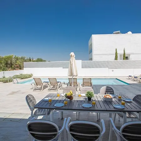 The Complete Guide To Renting Your Exclusive Holiday In With Private Pool And Close To The Beach 1553 *