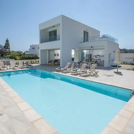 The Complete Guide To Renting Your Exclusive Holiday In With Private Pool And Close To The Beach 1553 Villa